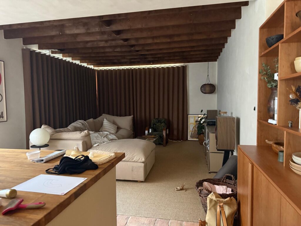 Brownlow Road E8 Side and back extension front of the house, bathroom