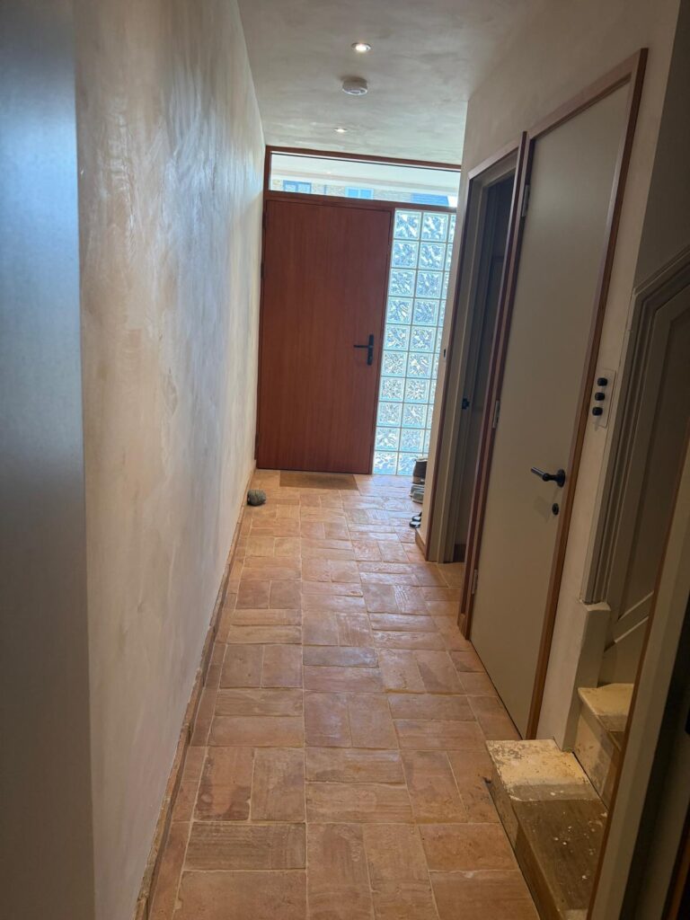 Brownlow Road E8 Side and back extension front of the house, bathroom